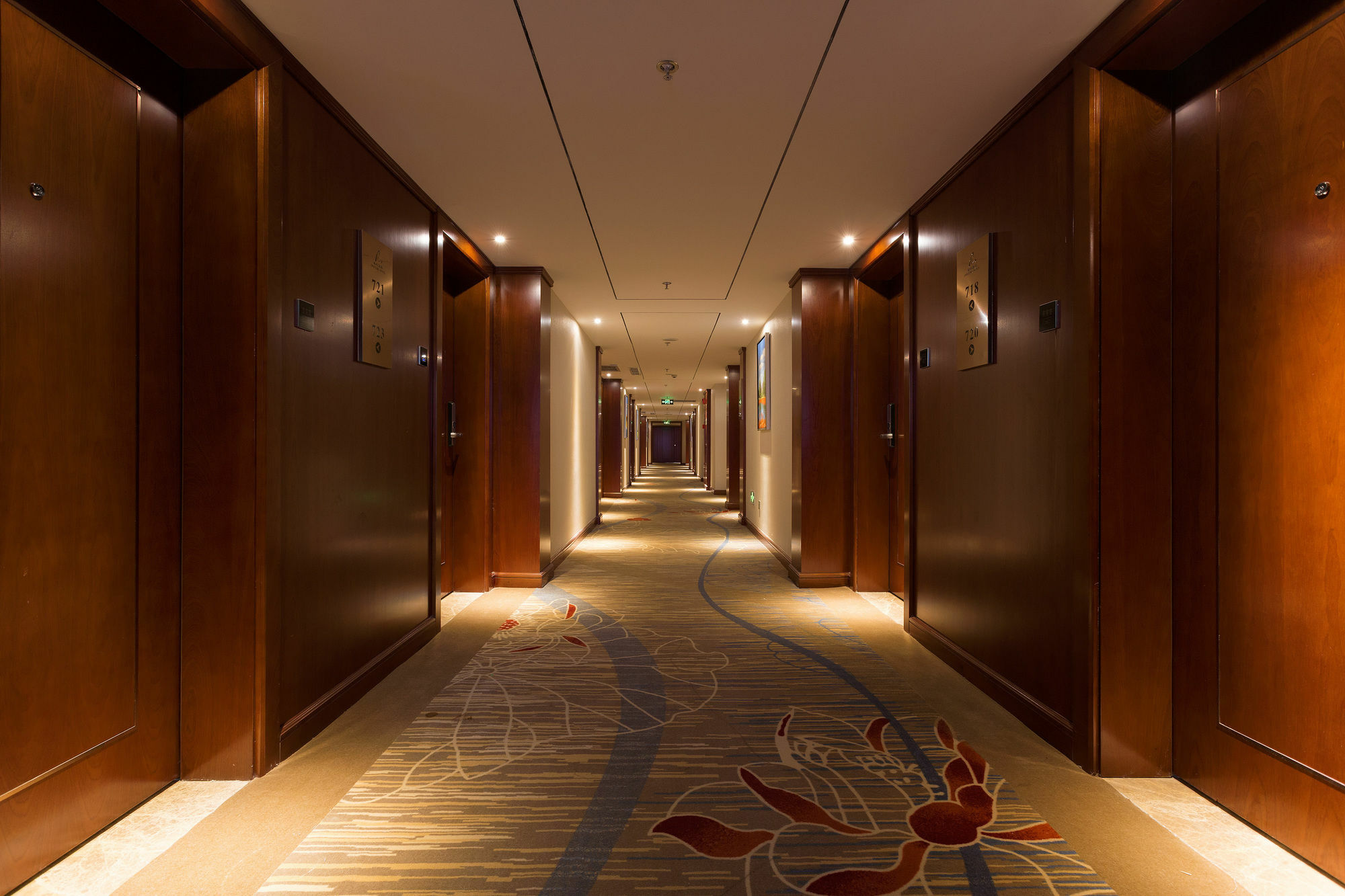 צ'נגדו Zhufeng Hotel מראה חיצוני תמונה
